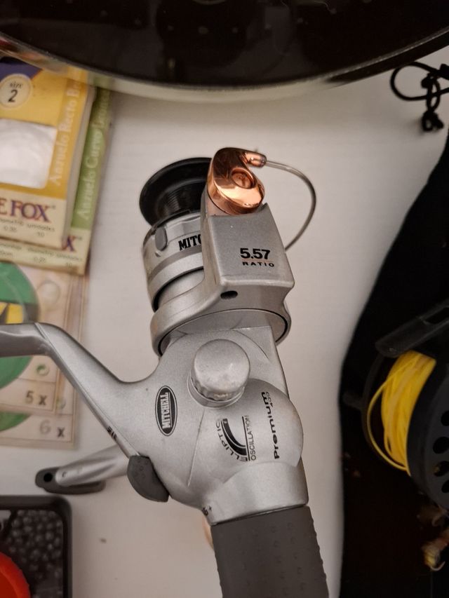 Carrete Pesca + Lote