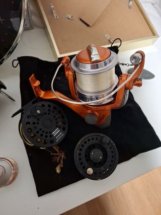 Carrete Pesca + Lote