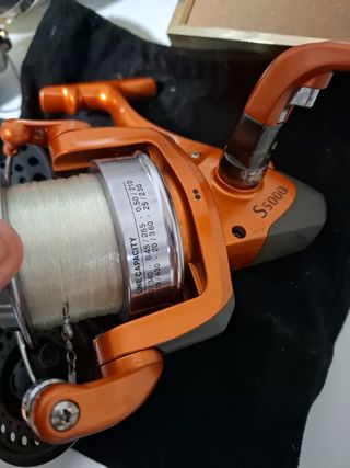 Carrete Pesca + Lote