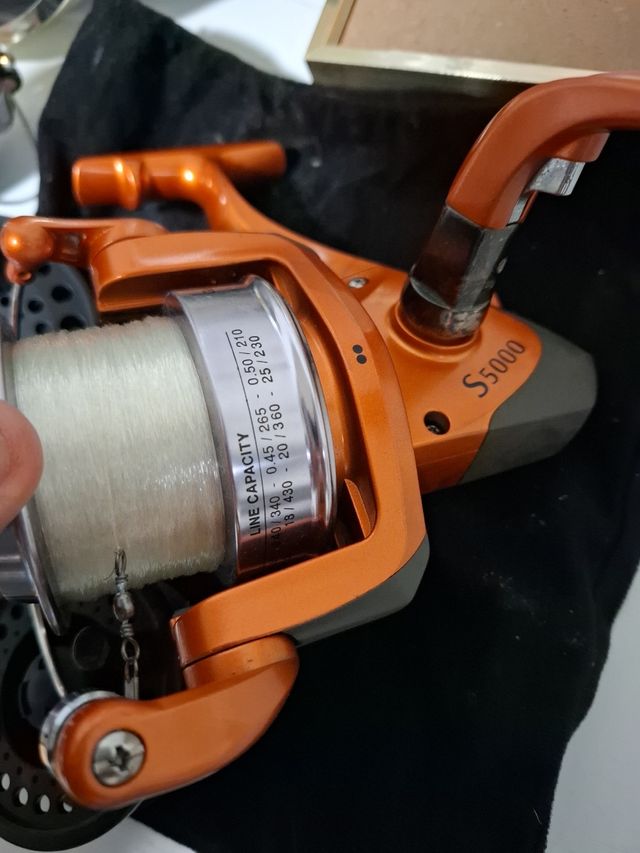 Carrete Pesca + Lote