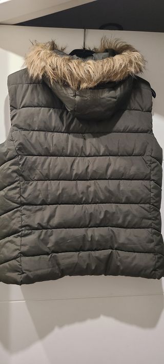 Chaleco acolchado capucha