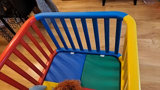 Mecedora,parque infantil y cuna