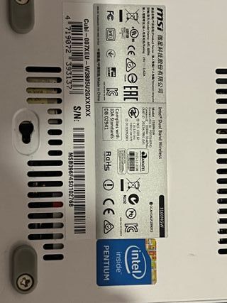 Mini PC, teclado y ratón. Equipo completo