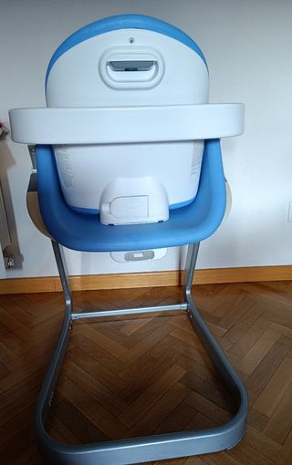Trona Chicco I sit.
