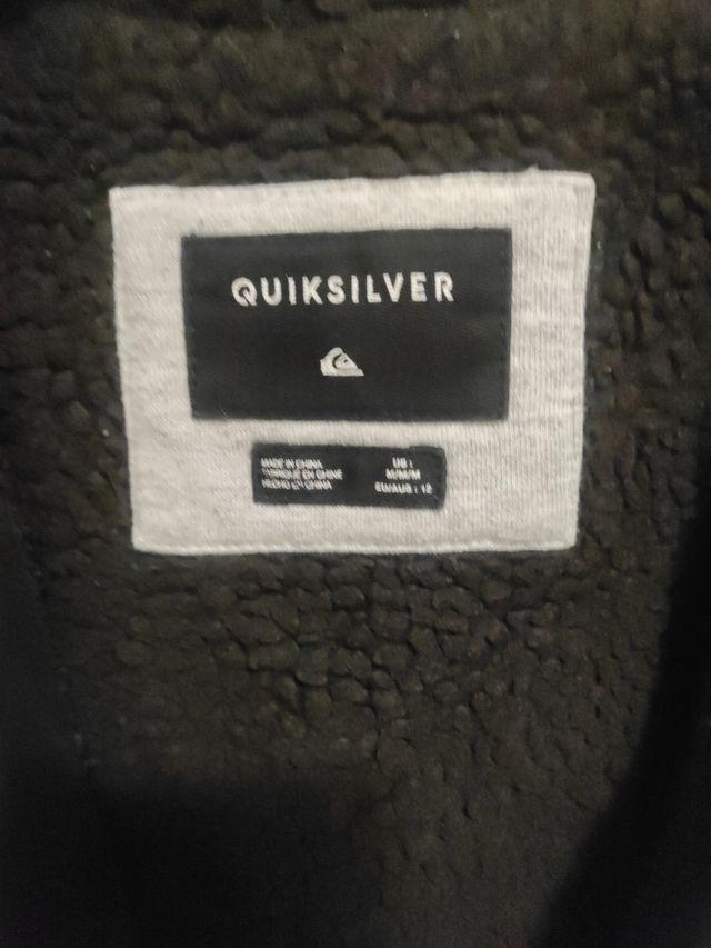 Abrigo quicksilver. Talla 12 años