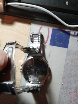 Orologio al quarzo JX