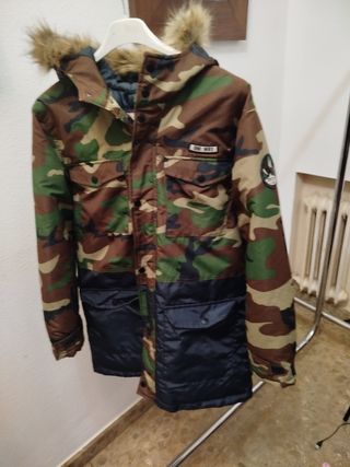 Plumas de zara niño gerra