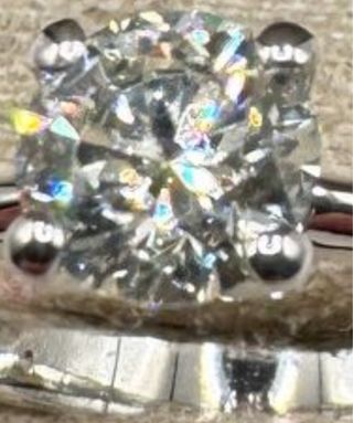 Anillo diamante 1.43 kilates brillante oro