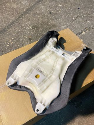 Asiento Cuero delantero Yamaha YZF R1 