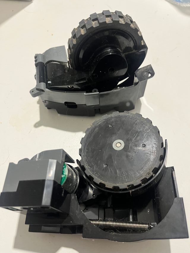 Ruedas iRobot Roomba J7