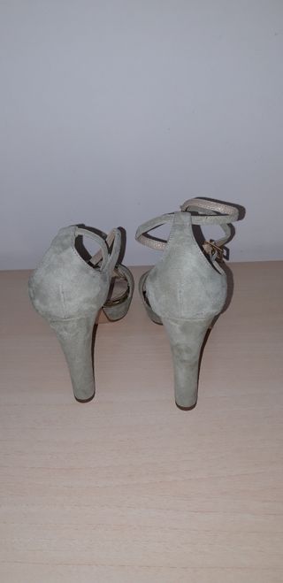 Sandalias