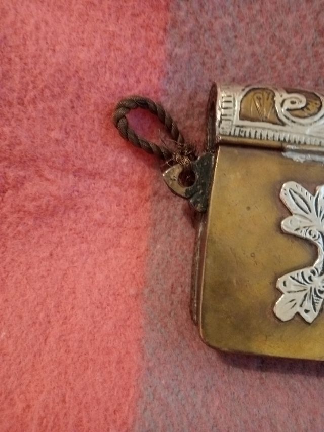 Bolsito metalico ceremonia