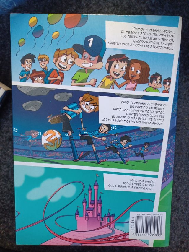 Los Futbolísimos 9: El misterio de la lluvia de meteoritos (Spanish Edition)