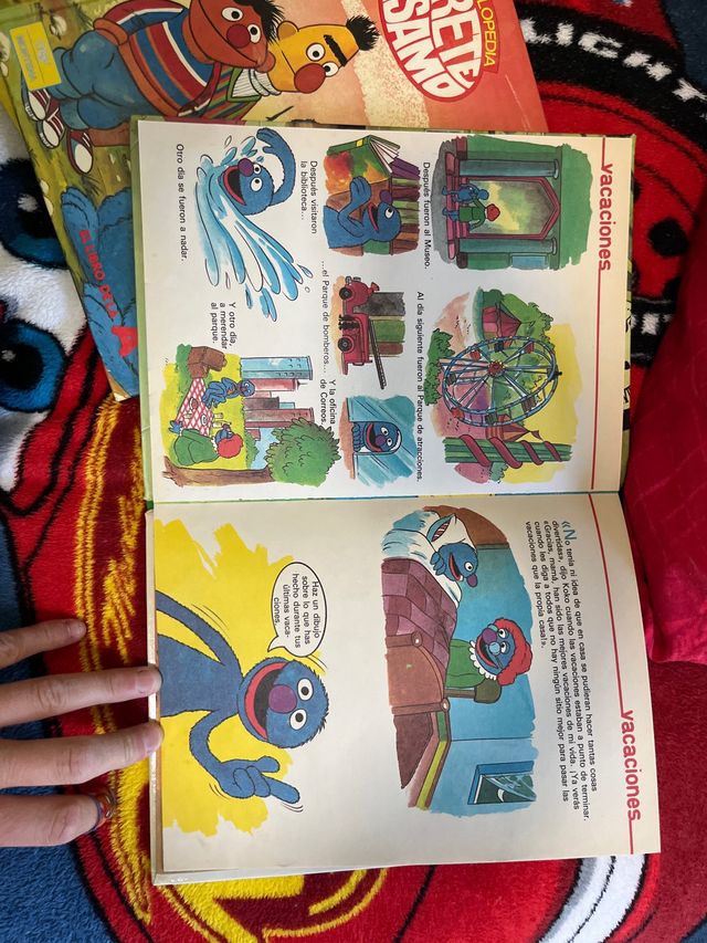 Enciclopedia Ábrete Sésamo. El Libro De La Uv