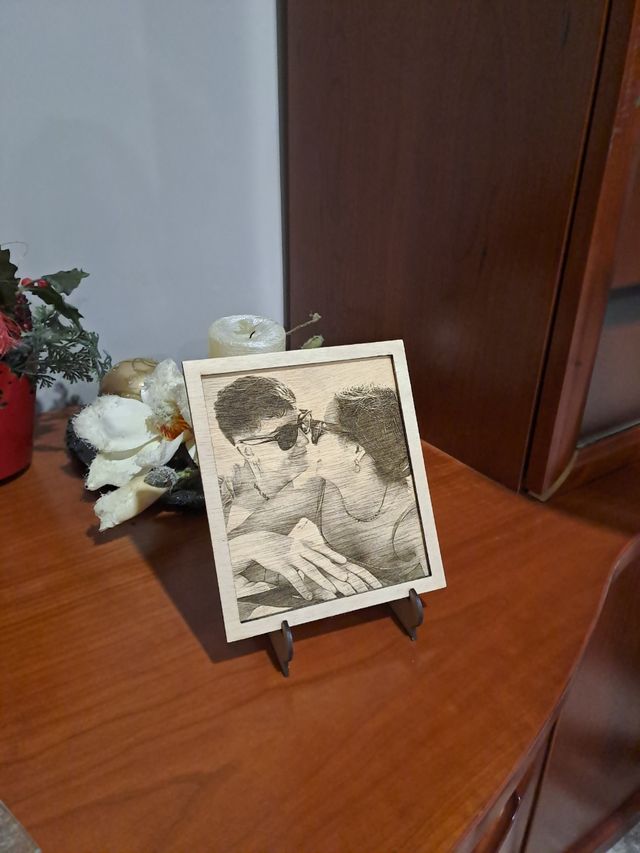 Foto personalizzata incisa su legno
