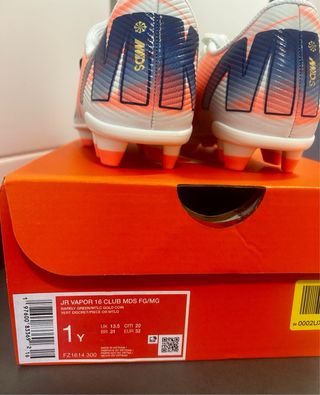 Botas de futbol Niño Nike JR VAPOR16 Club TALLA 32