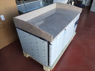 MESA PIZZERA DOS PUERTAS NUEVA