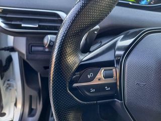 Peugeot 3008 HYBRID 225 E-EAT8 GT LINE