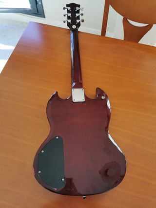 Guitarra eléctrica c.giant sg