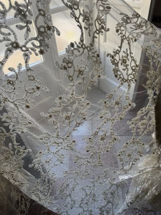 Tulle ricamato bellissimo