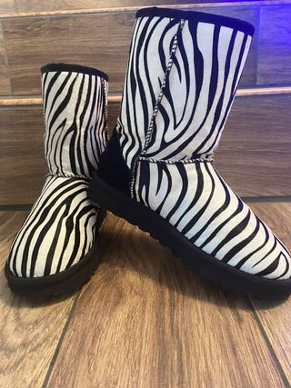 Stivali zebrati UGG