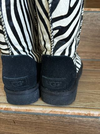 Stivali zebrati UGG