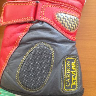 Guanti invernali imbottiti CarbonKevlar M nuovi