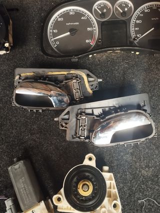 Manetas Peugeot 307