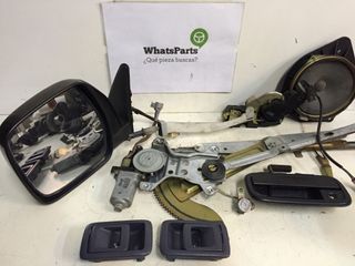 CERRADURA PORTON TOYOTA LAND CRUISER J9 90 95