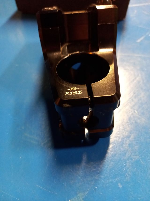 Potencia RaceFace 1.1/8" 31.8mm