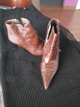 Botines piel 37