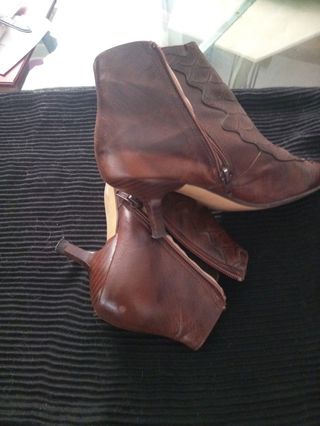 Botines piel 37