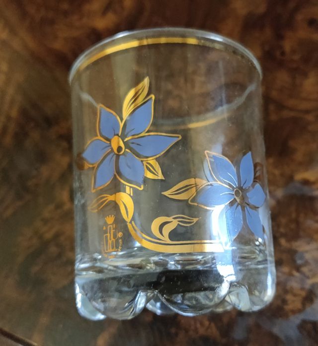 Juego de licorera con vasos