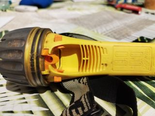 Linterna submarinismo PETZL