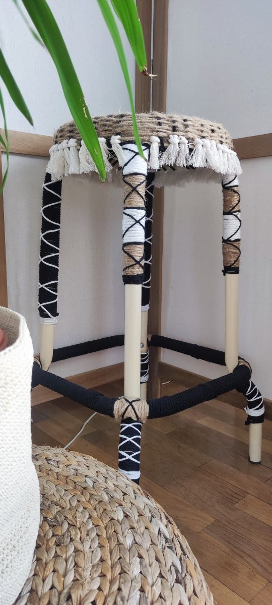 Taburete alto Ikea customizado