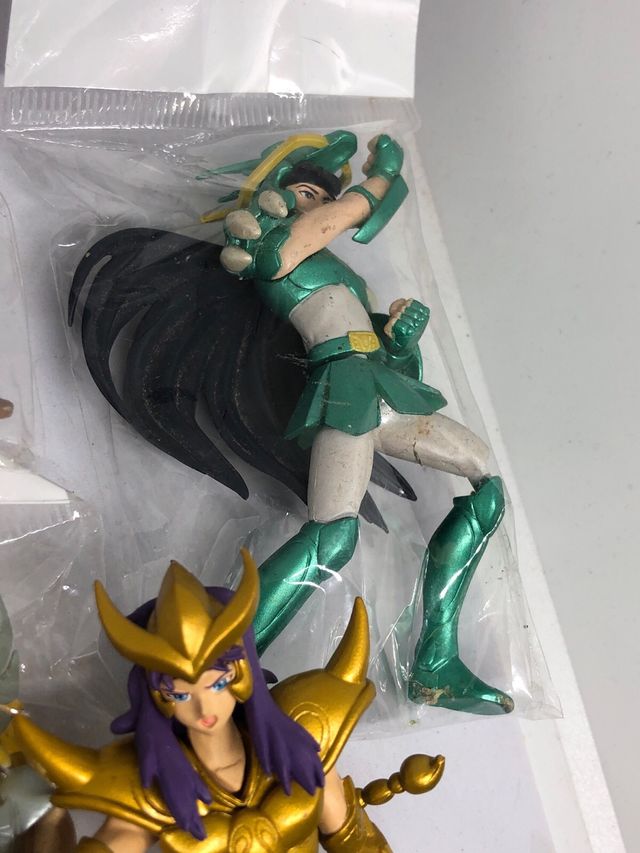 Statuette dei Cavalieri dello Zodiaco