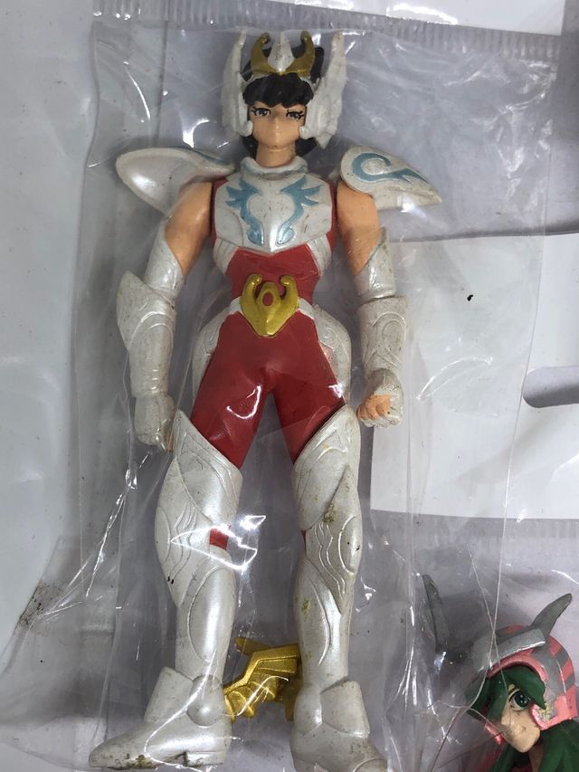 Statuette dei Cavalieri dello Zodiaco