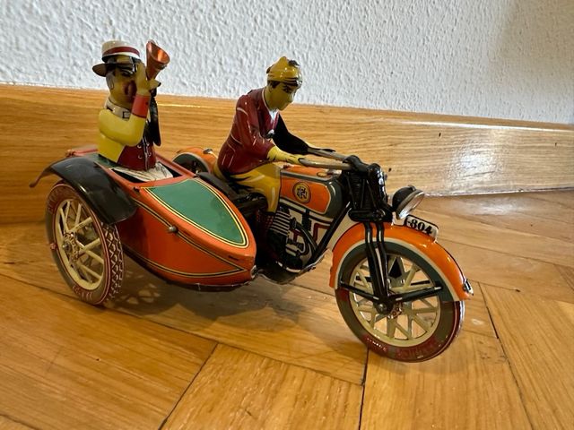 JUGUETE JAYA: MOTO CON SIDECAR