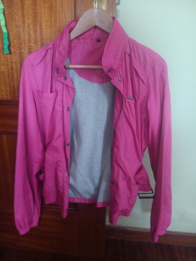 Chaqueta chubasquro