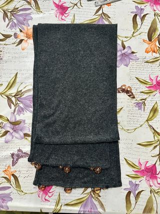 Sciarpa lanetta antracite con pietre effetto ambra