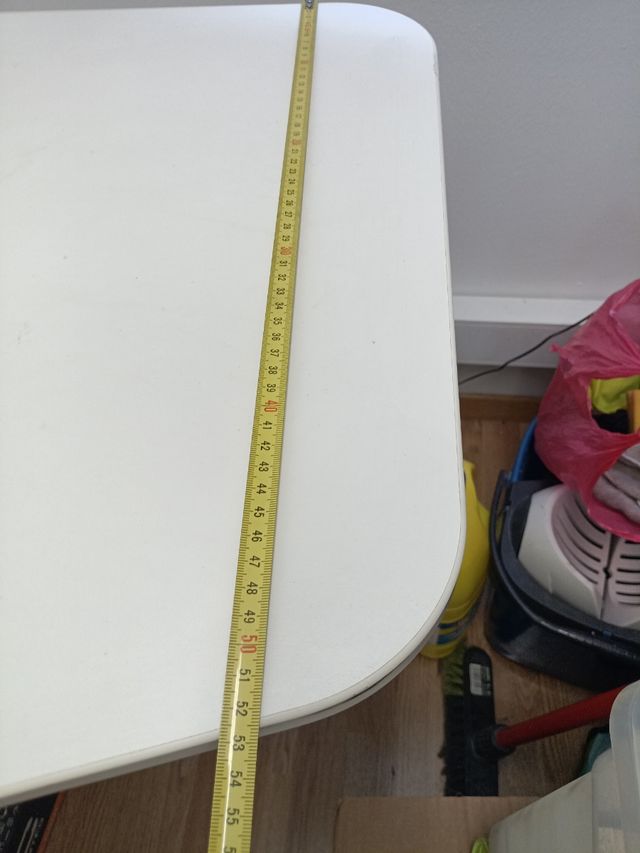 Mesa escritorio blanca con ala derecha