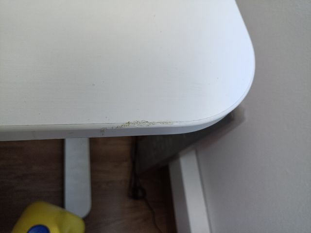 Mesa escritorio blanca con ala derecha