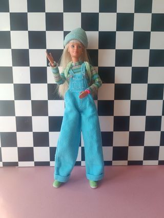 Barbie cool blue 