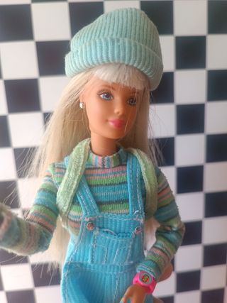 Barbie cool blue 