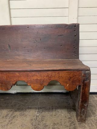 Antiguo banco de madera