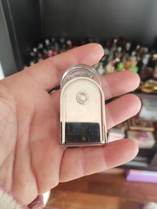 Miniatura de perfume Voyage de Hermes 