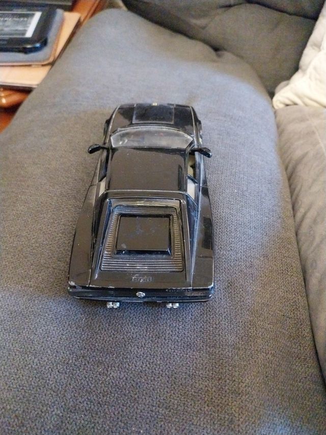 Ferrari Testarossa azul 1/24