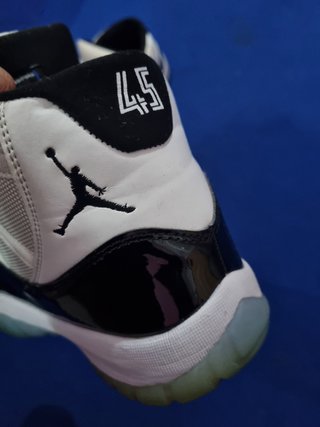 Jordan 11