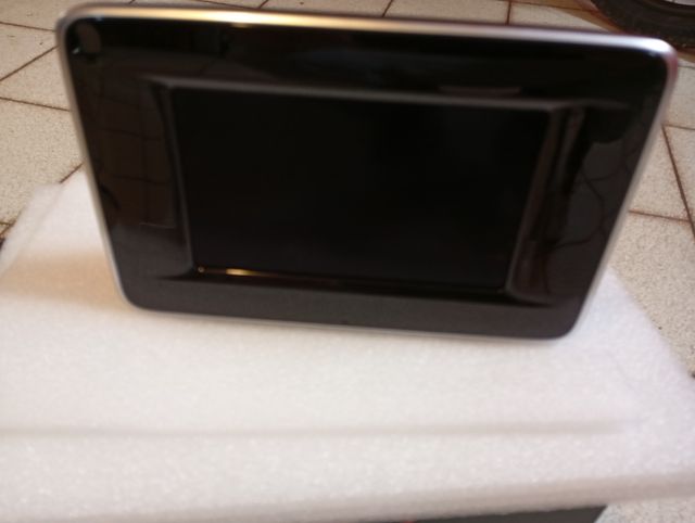 Monitor Mercedes