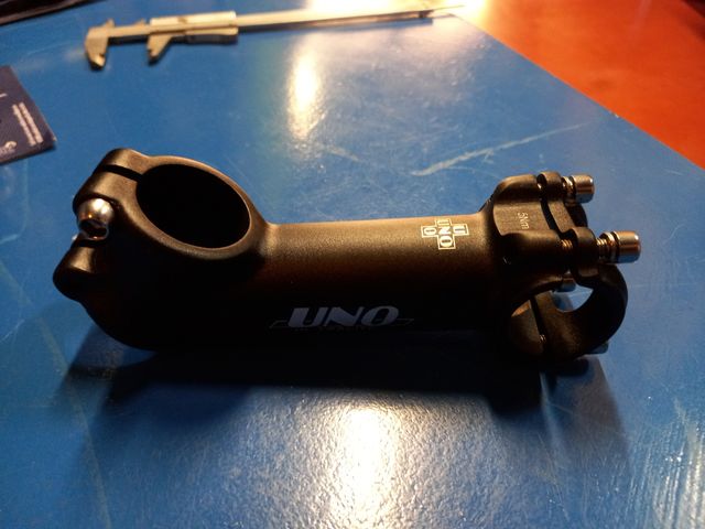 Potencia Bici UNO 1.1/8" 25.4mm 110mm